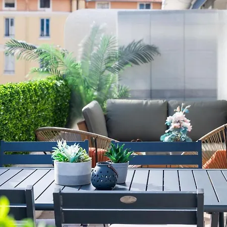 Super Flat In Carre D'or - 1 Minute From The Sea Apartment *