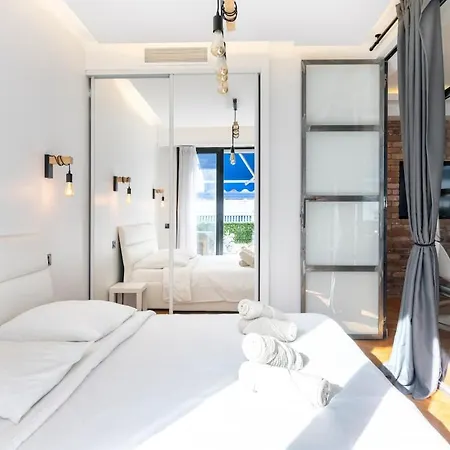 Super Flat In Carre D'or - 1 Minute From The Sea Apartment *