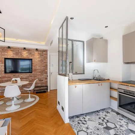 Super Flat In Carre D'or - 1 Minute From The Sea