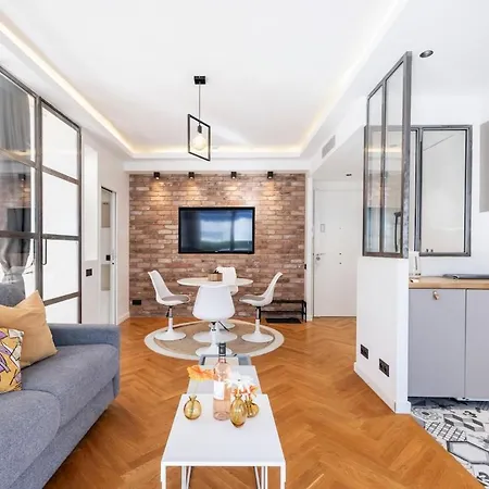Super Flat In Carre D'or - 1 Minute From The Sea Apartment *